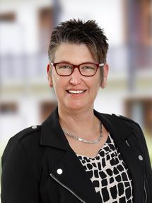 Stephanie Lange Stephanie Lange