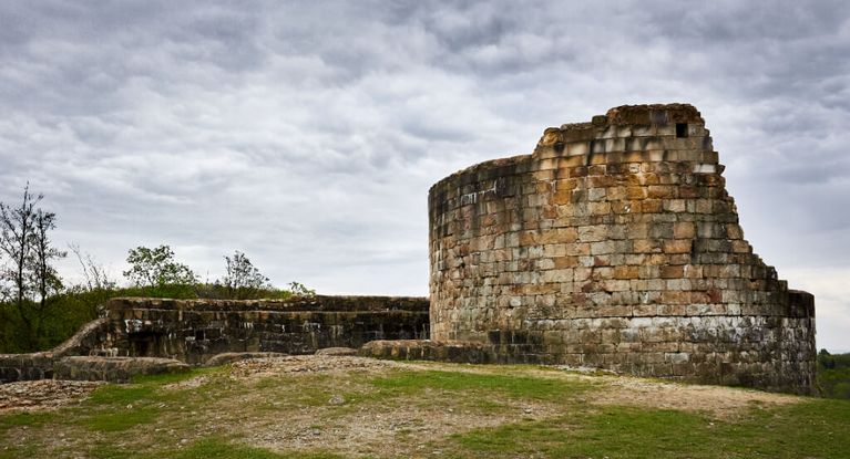 Burgruine Falkenburg bei Detmold